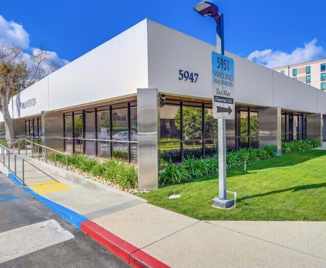 Primary Photo Of 5947-5951 Variel Ave, Woodland Hills Office For Lease
