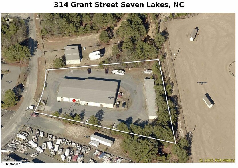 More Photos Of 314 Grant St, Seven Lakes Self Storage For Lease