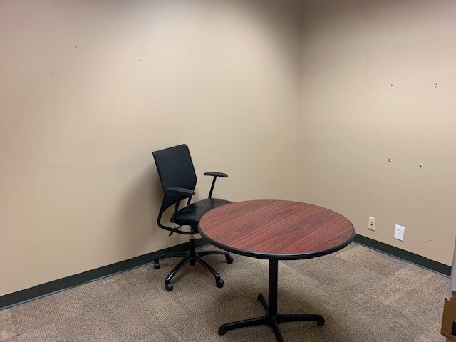 More Photos Of 240 Corporate Blvd, Norfolk Office For Sale