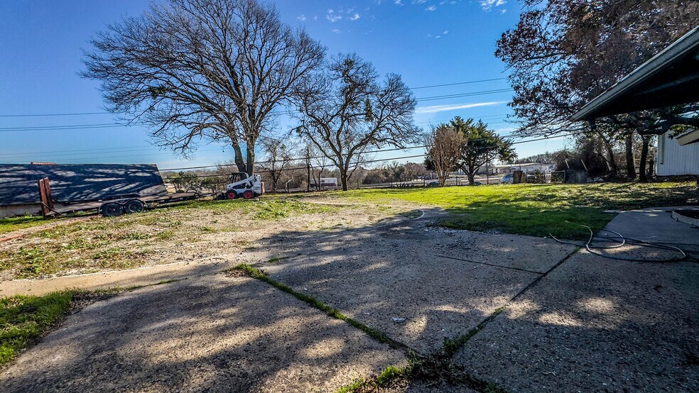 Primary Photo Of 719 E Highway 67, Duncanville Industrial For Sale