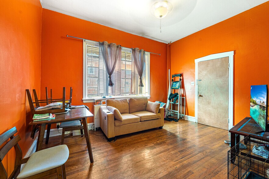 More Photos Of 156 Chestnut Ave, Oaklyn Apartments For Sale