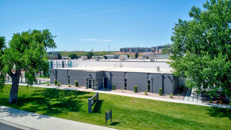 More Photos Of 2360 Industrial Ln, Broomfield Warehouse For Sale