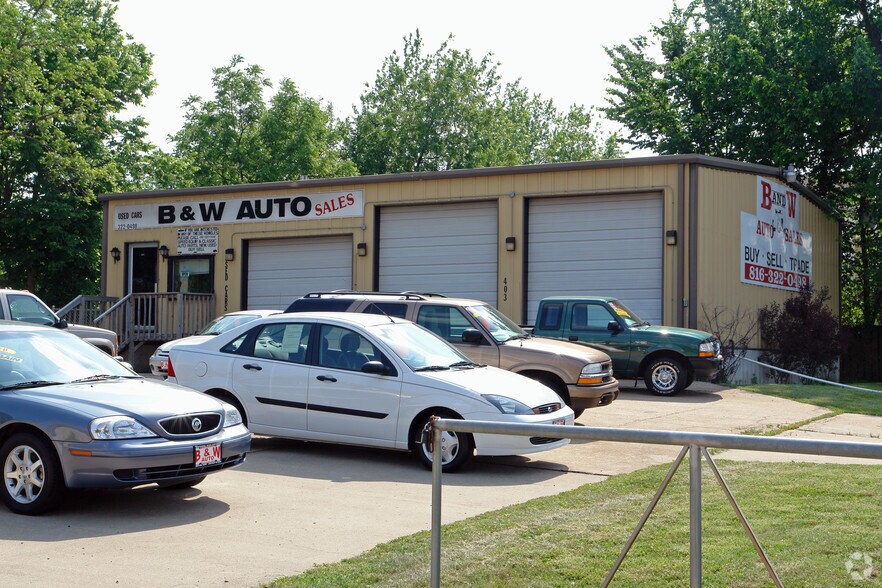 More Photos Of 403 W Walnut St, Raymore Auto Repair For Sale
