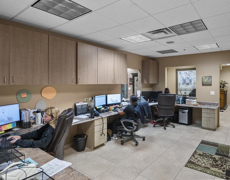 More Photos Of 1518 Legacy Dr, Frisco Medical For Lease