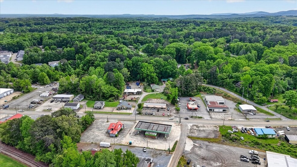 More Photos Of 79 Jones St, Jasper Warehouse For Sale