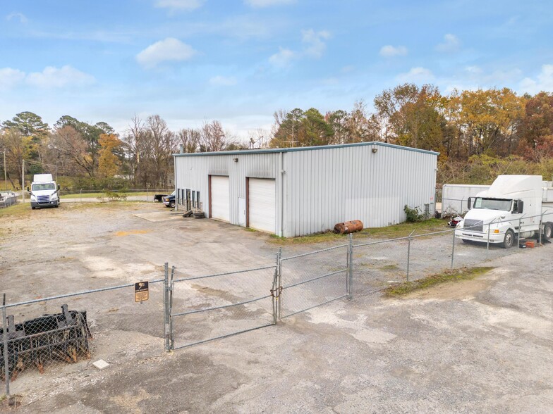 Primary Photo Of 1784 Benton Pike NE, Cleveland Industrial For Sale