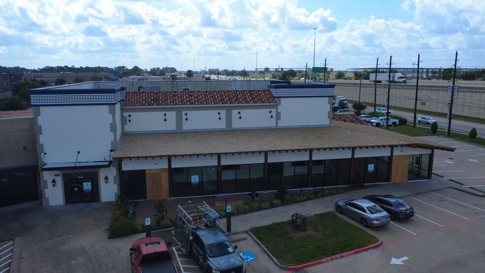 More Photos Of 14106 Mueschke Rd, Cypress Storefront Retail Office For Lease