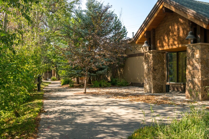 225 Anglers Dr, Steamboat Springs, CO 80487 For Lease