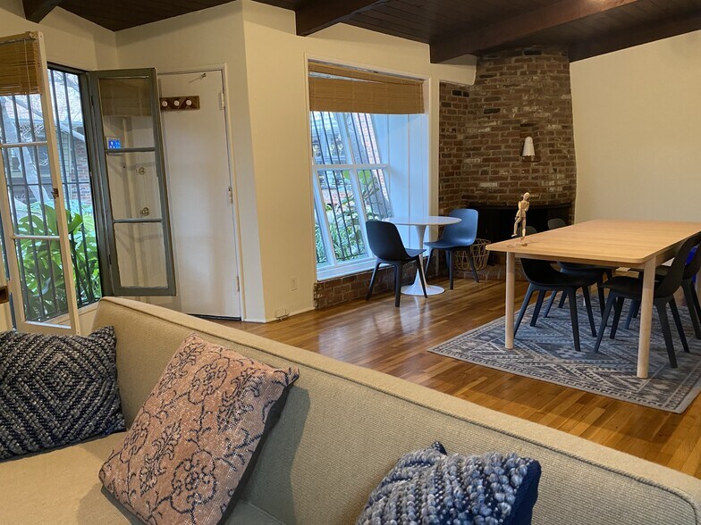 More Photos Of 2330 W 3rd St, Los Angeles Office For Sale