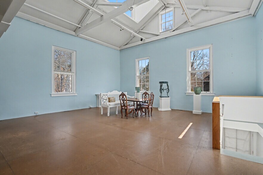 More Photos Of 145 Water St, Stonington Storefront Retail Office For Sale