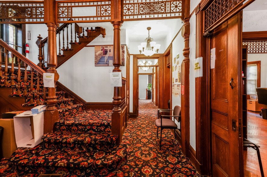 More Photos Of 294 Union St, Hackensack Office For Sale