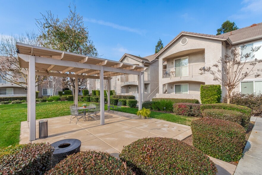 More Photos Of 4416 Precissi Ln, Stockton Apartments For Sale