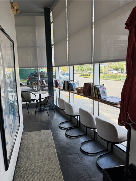 More Photos Of 10203 Santa Monica Blvd, Los Angeles Office For Lease