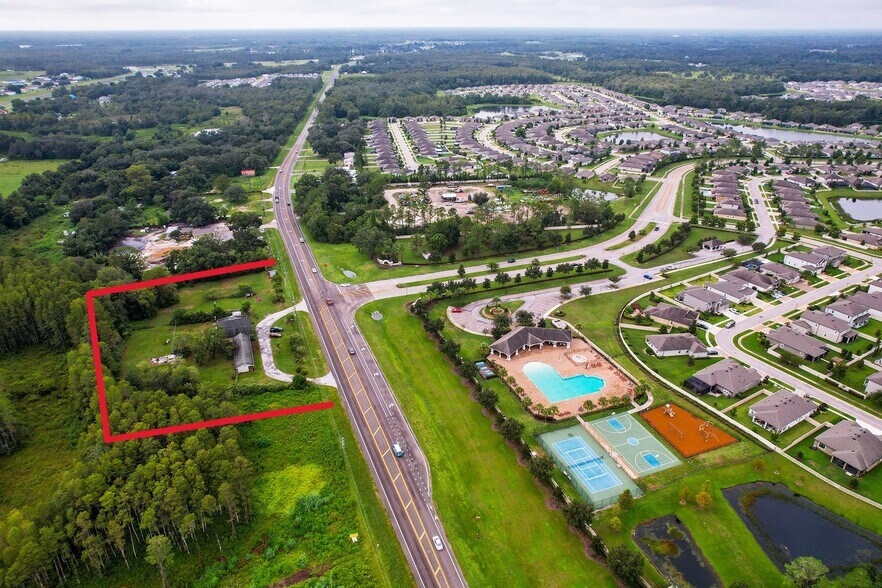 More Photos Of 12634 US Highway 41, Spring Hill Hotel For Lease