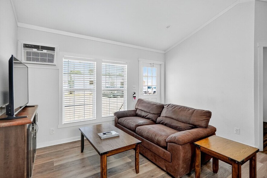 More Photos Of 4301 S County Road 1135, Midland Specialty For Sale