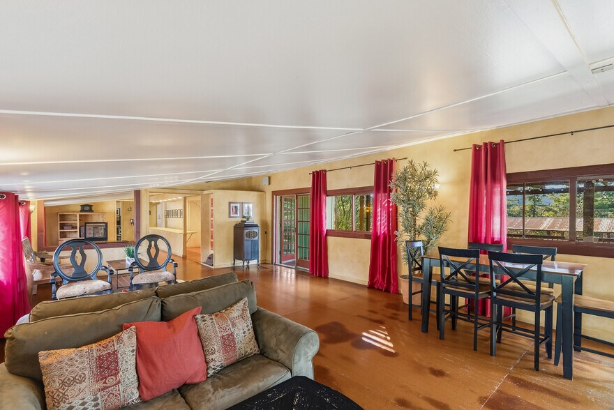 More Photos Of 5186 Gravenstein Hwy S, Sebastopol Restaurant For Sale