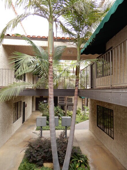 More Photos Of 1200 Paseo Camarillo, Camarillo Office For Lease