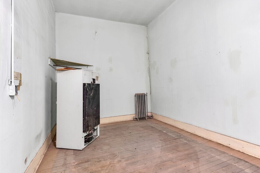 More Photos Of 111-117 Central Plz, Pueblo Storefront Retail Residential For Sale