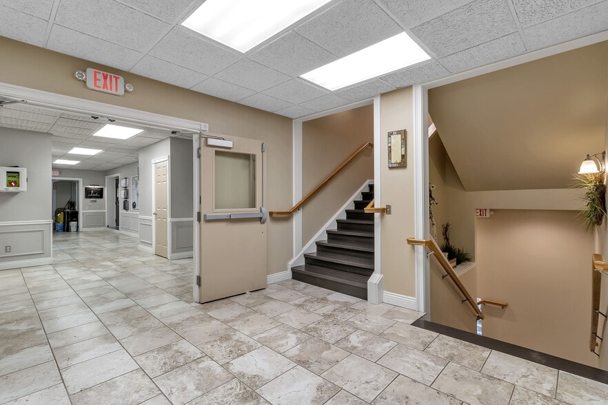 More Photos Of 383 Wheatfield St, North Tonawanda Religious Facility For Sale