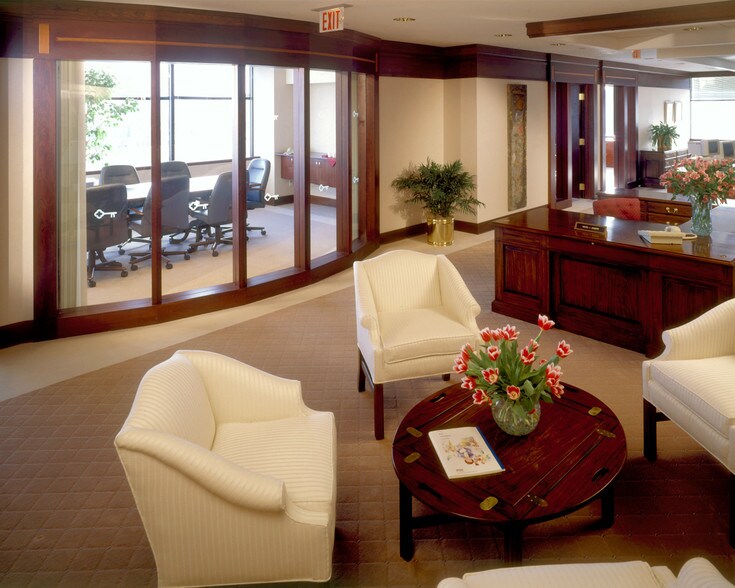 More Photos Of 66 S Pearl St, Albany Office For Lease