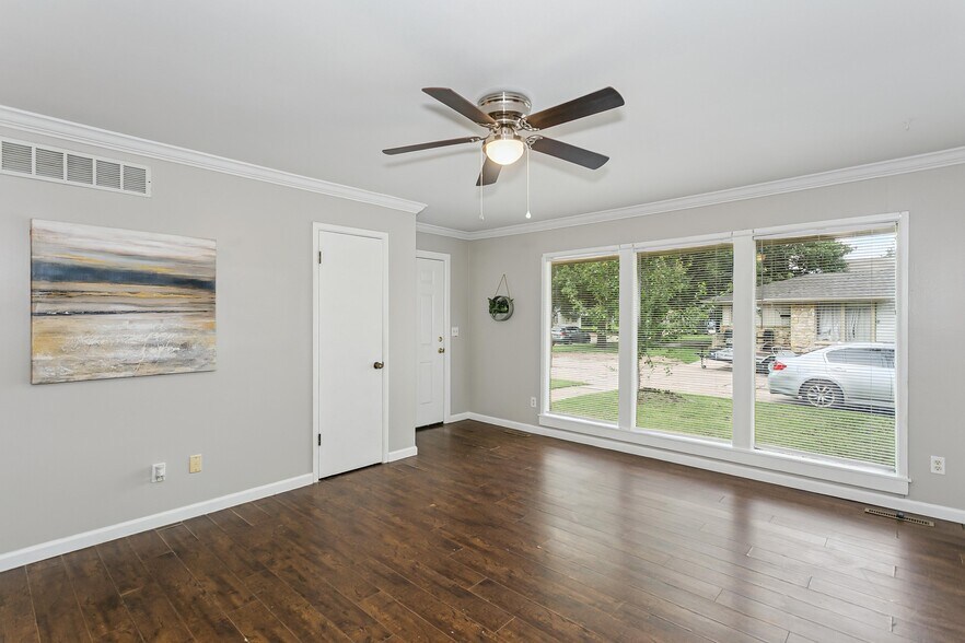 More Photos Of 534-544 N Richmond St, Wichita Apartments For Sale