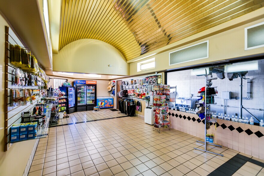 More Photos Of 3898 Opal St, Jurupa Valley Carwash For Sale