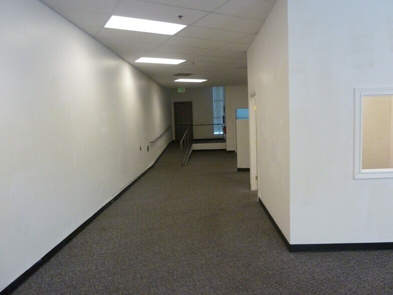 More Photos Of 3850 San Pablo Ave, Emeryville Apartments For Lease