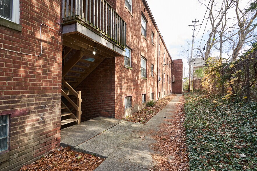 More Photos Of 1608 Coventry Rd, Cleveland Apartments For Sale