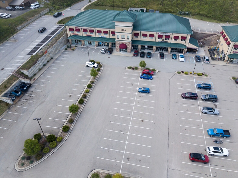 More Photos Of 2000 Park Place Dr, Washington Unknown For Lease