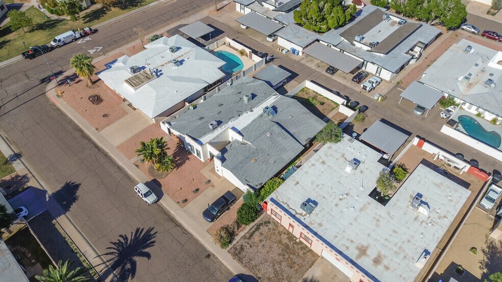 More Photos Of 528 W La Jolla Dr, Tempe Apartments For Sale