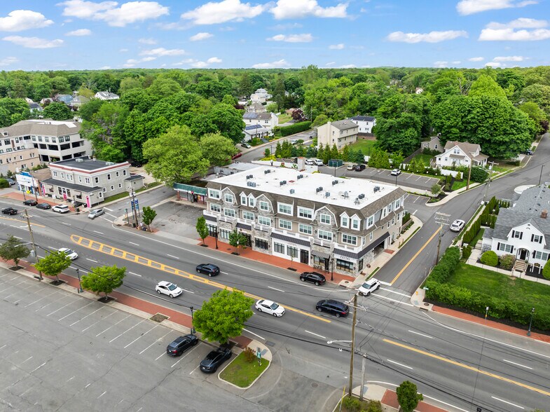 More Photos Of 1046 New York Ave, Huntington Station Apartments For Sale