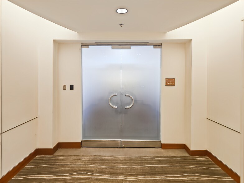 More Photos Of 4000 Faber Place Dr, North Charleston Coworking Space