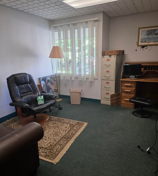 More Photos Of 60 Washington Ave, Hamden Medical For Sale