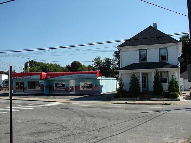 Primary Photo Of 1428 Park Ave, Cranston Storefront Retail Residential For Sale