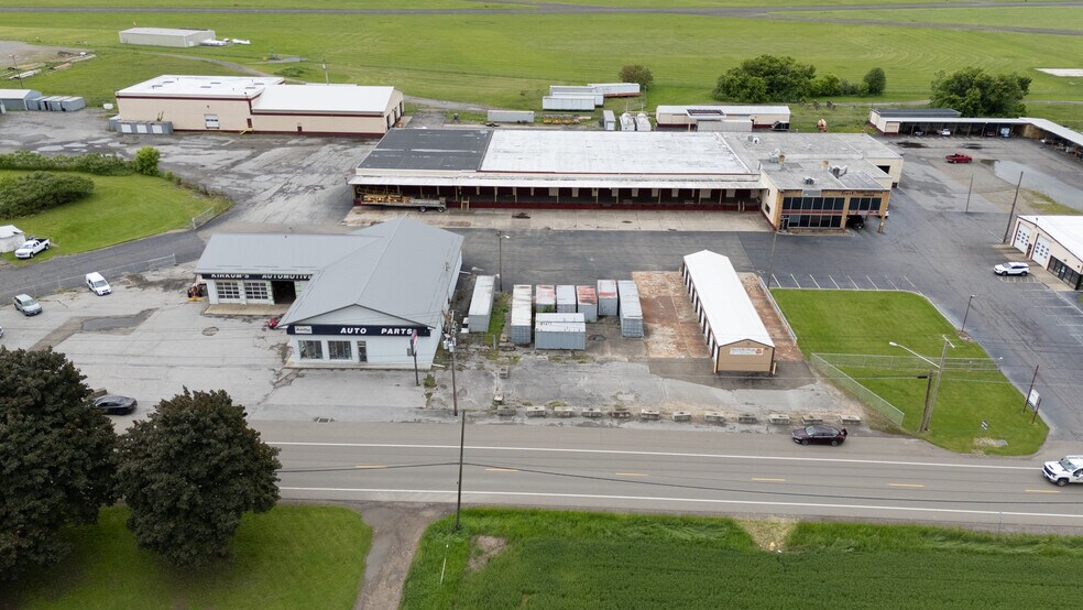 More Photos Of 9356 Main St, Dansville Unknown For Lease