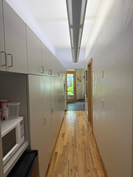 More Photos Of 195 S Lena St, Ridgway Medical For Sale