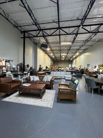 More Photos Of 14010 NE 3rd Ct, Vancouver Warehouse For Lease