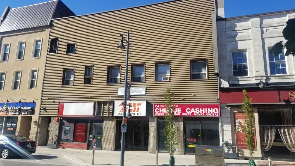 More Photos Of 232 Front St, Belleville Apartments For Lease