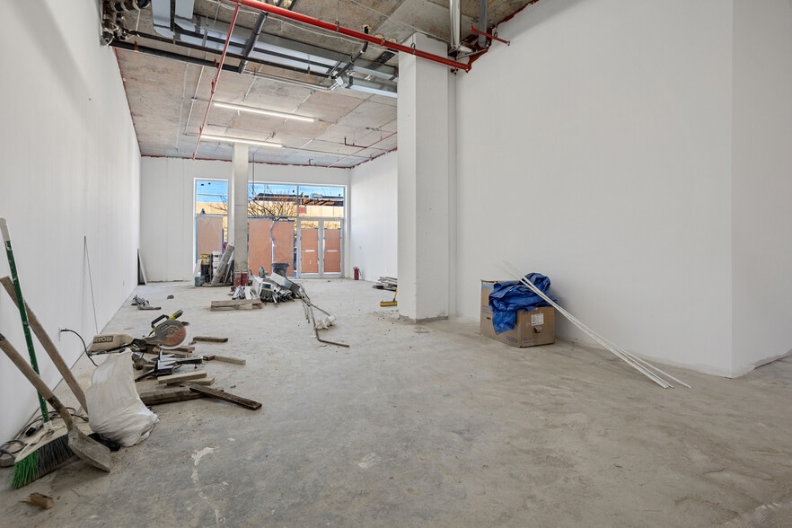 More Photos Of 150-23 Barclay Ave, Flushing Apartments For Lease