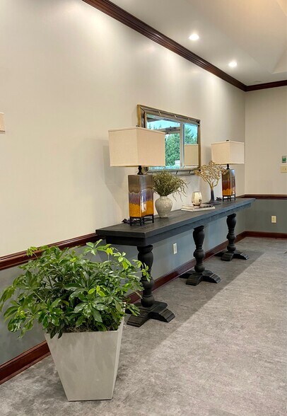 More Photos Of 503 S Main St, Mauldin Loft Creative Space For Lease