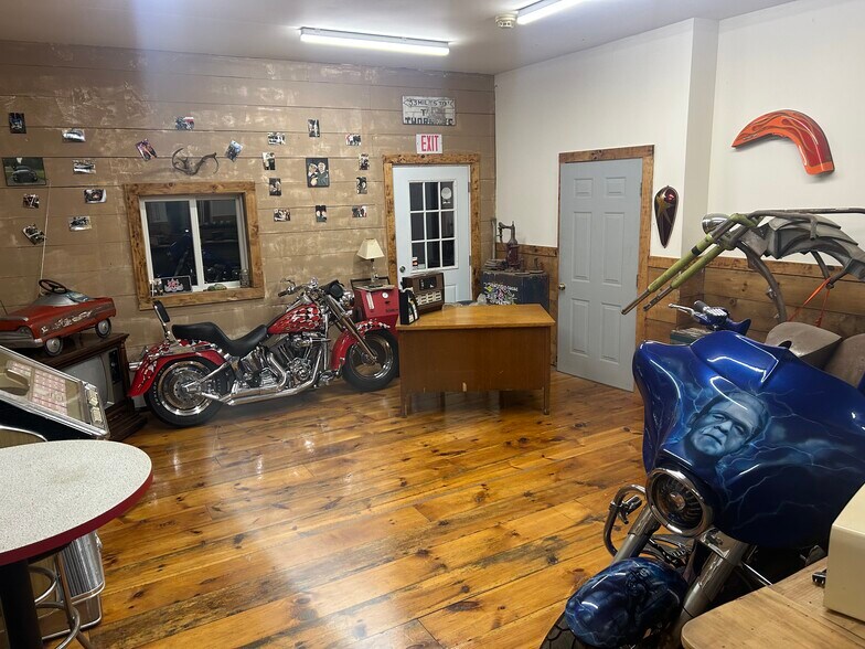 More Photos Of US Route 1 Atlantic Highway, Edgecomb Light Manufacturing For Sale