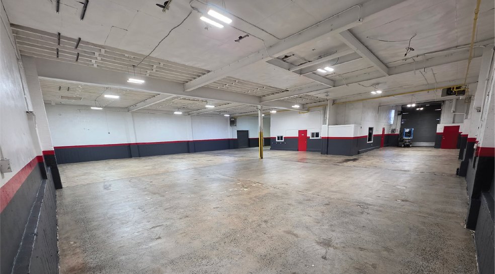 More Photos Of 330 Coster St, Bronx Manufacturing For Lease
