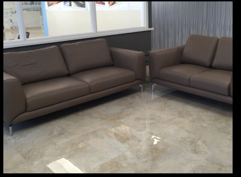 More Photos Of 2741 W 76th St, Hialeah Warehouse For Lease