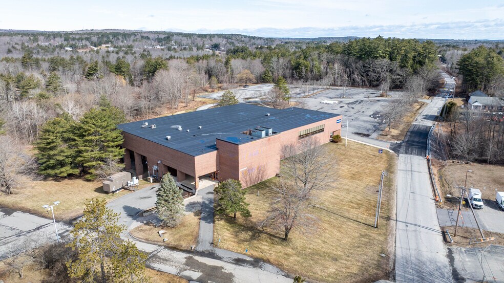 Primary Photo Of 5 Davis Farm Rd, Portland Office For Sale