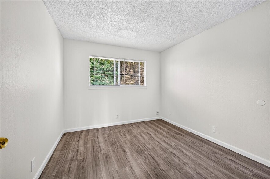 More Photos Of 2643 Furmint Way, Rancho Cordova Apartments For Sale