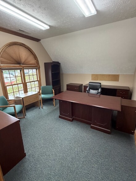 More Photos Of 70 E Main St, Greenwood Office For Lease