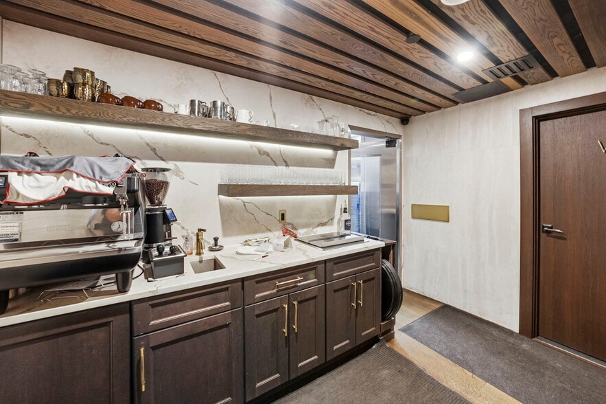 More Photos Of 378 George St, New Brunswick Storefront Retail Residential For Sale