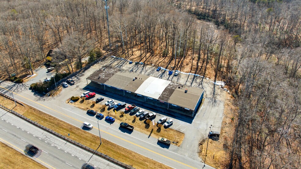 More Photos Of 5472-5486 Southern Maryland Blvd, Lothian Storefront For Sale