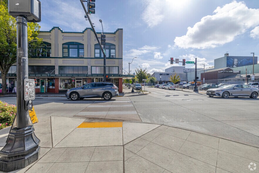 More Photos Of 410 Franklin St SE, Olympia Apartments For Sale