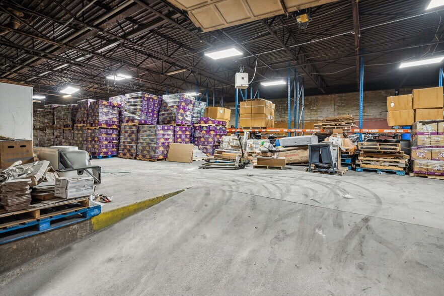 More Photos Of 2901 N 18th St, Philadelphia Warehouse For Sale